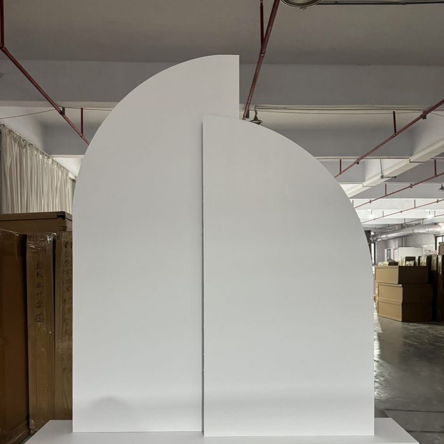 2 half rounded panels