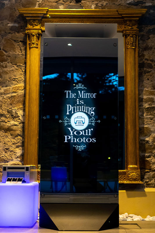 mirror-x-photo-booth-rental-in-new-york-city